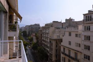 アテネにあるLuxury Penthouse on Akadimias with 2 Bed & 2 Bathのギャラリーの写真