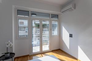 Kép Luxury Penthouse on Akadimias with 2 Bed & 2 Bath szállásáról Athénban a galériában