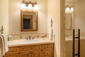 Gallery image of Skyline Drive - 108 at Sun Valley in Elkhorn Village