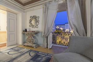 Balkón nebo terasa v ubytování Les Suite Royales