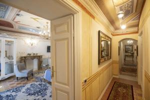 Posezení v ubytování Les Suite Royales