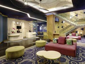 Istumisnurk majutusasutuses Mercure Bandung Nexa Supratman
