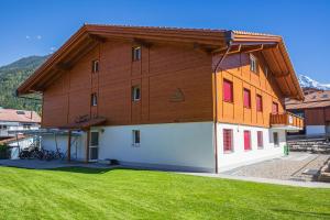 Photo de la galerie de l'établissement Chalet Gousweid- Jungfrau Apartment, à Wilderswil
