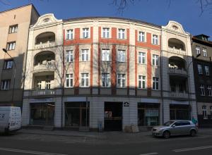Budova, v ktorej sa apartmán nachádza