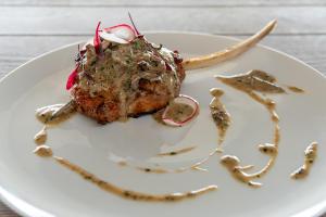 酒店内部或周边提供的食物