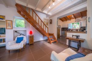 Φωτογραφία από το άλμπουμ του My Little House - Family House with Private Terrace στην Αγία Μαρίνα Αίγινας +36 φωτογραφίες