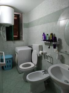A bathroom at Holiday home La Rinascita