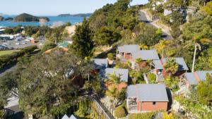 Uma vista aérea de Bay Cabinz Motel