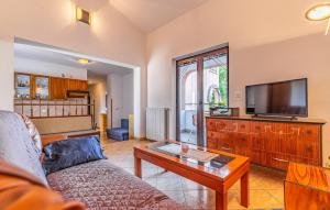 TV a/nebo společenská místnost v ubytování House Mocibob