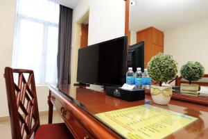 TV a/nebo společenská místnost v ubytování Palm Inn Ampang Point