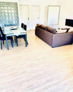 Posedenie v ubytovaní Exclusive New Apartment