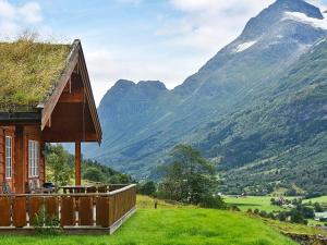 Gallery image of 4 person holiday home in olden in Olden
