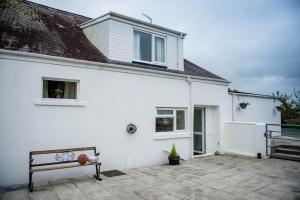 Gallery image of Awel Taf- Central cottage ideal for families, with parking in St Clears