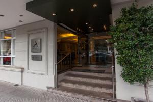 A fachada ou entrada em Argentino Hotel