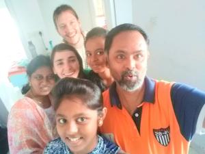 Keluarga yang menginap di Beach Penthouse, Chennai