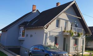 Budynek, w którym mieści się apartament
