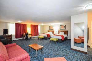 Χώρος καθιστικού στο Charles River Inn