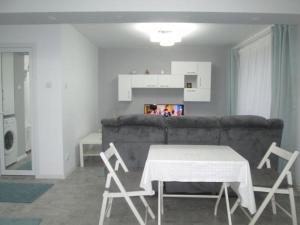 Galeriebild der Unterkunft Apartament Sarra in Târgovişte