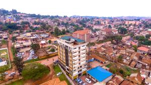 Nespecifikovaný výhled na destinaci Kampala nebo výhled na město při pohledu z hotelu
