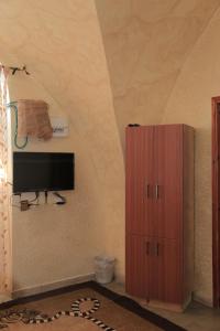 TV a/nebo společenská místnost v ubytování Grandparents' House