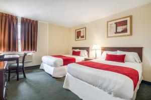 Gallery image of Knights Inn Orillia in Orillia