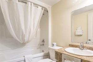 Gallery image of Knights Inn Orillia in Orillia