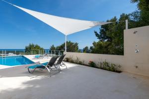 Bazén v ubytování Villa Paraiso D14 nebo v jeho okolí