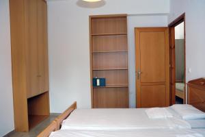 Postel nebo postele na pokoji v ubytování Evilion hotel