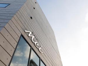 aazon sign on the side of a building at Hotel Mei Fukuoka Tenjin in Fukuoka