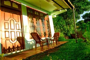 Zahrada ubytování Senasuma Homestay