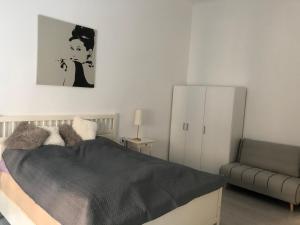Posteľ alebo postele v izbe v ubytovaní Dora apartment near Buda Castle with PARKING!