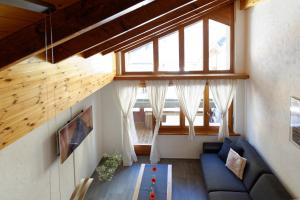 Appartement au centre de Zermatt (4-8 personnes) tesisinde bir oturma alanı
