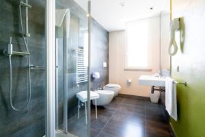 Koupelna v ubytování Hotel Joseph