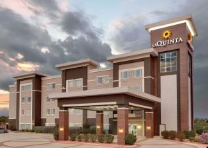 a rendering of a rendering of a hotel at La Quinta by Wyndham Big Spring in Big Spring