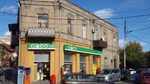 Supermarket nebo jiné obchody v  penzionu nebo okolí