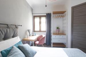 Postel nebo postele na pokoji v ubytování Hotel Miceli - Civico 50