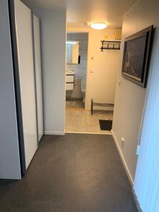 Bilik mandi di Mirellas Apartment