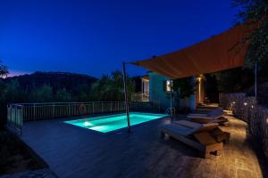 Bazén v ubytování Kosyforema Villas nebo v jeho okolí