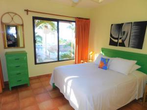 Gallery image of Nautibeach Beach Front Condos in North Beach in Isla Mujeres