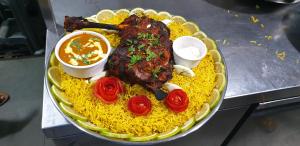 Fotografie z fotogalerie ubytování HOTEL MADNI ROYALE (50 Mtrs from Dargaah), Ajmer v destinaci Adžmér