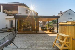 Patio nebo venkovní prostory v ubytování A16 Design Panzió