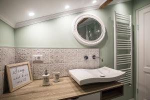 O baie la 62 Steps to Petit Bonheur