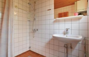 A bathroom at Stunning Home In Vig With 2 Bedrooms And Wifi