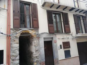 Budynek, w którym mieści się apartament
