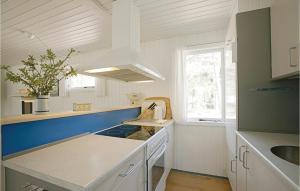 Φωτογραφία από το άλμπουμ του Holiday Home Nexo With Fireplace Iii σε Povlskirke