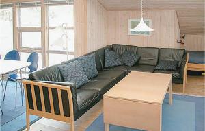 Χώρος καθιστικού στο Holiday Home Strandparken In Dnmk