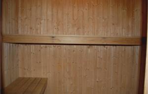 Gambar di galeri bagi Lovely Home In Væggerløse With Sauna di Bøtø By