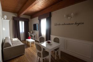 Afbeelding uit fotogalerij van Suites & Apartments Liola' in Castrocielo