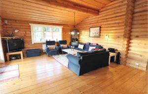 Gallery image of Beautiful Home In Gnosj With 4 Bedrooms, Wifi And Sauna in Gnosjö