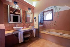 Salle de bains dans l'établissement Hotel Finca Ca N'ai - Adults Only